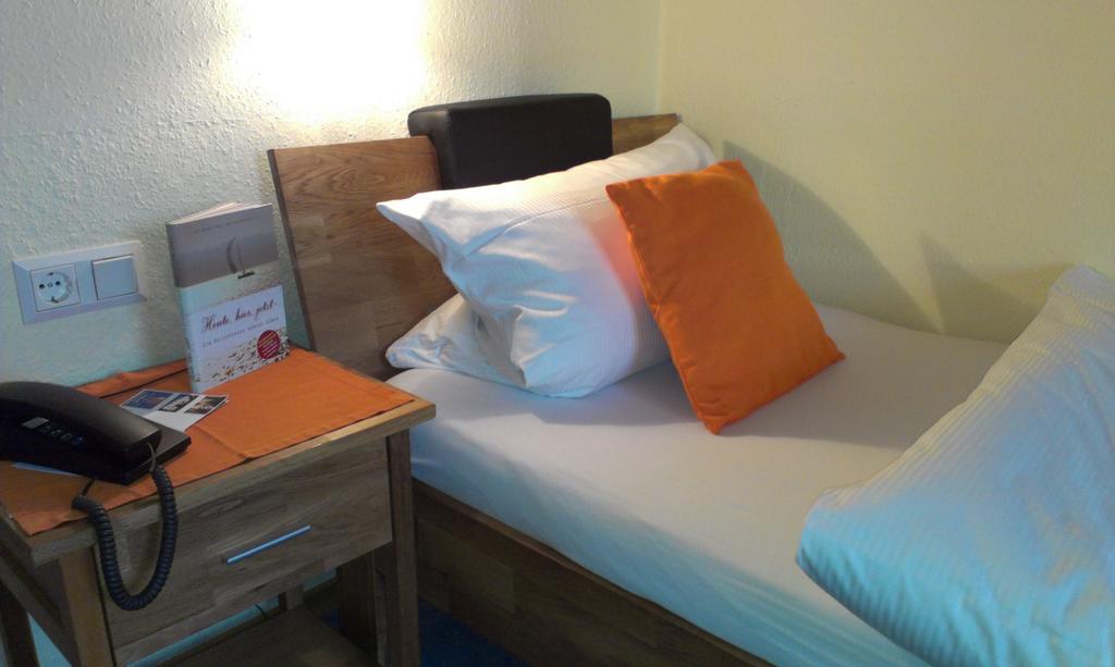 Hotel Zur Post Schönberg Esterno foto