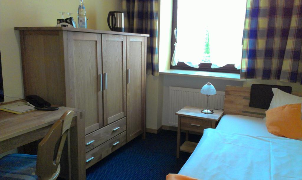Hotel Zur Post Schönberg Esterno foto